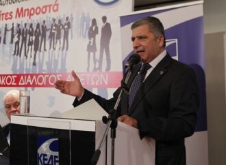 Την παραίτηση του υπουργού Υγείας και την απόσυρση της επίμαχης τροπολογίας ζητά η ΚΕΔΕ και ο Ιατρικός Σύλλογος Αθηνών