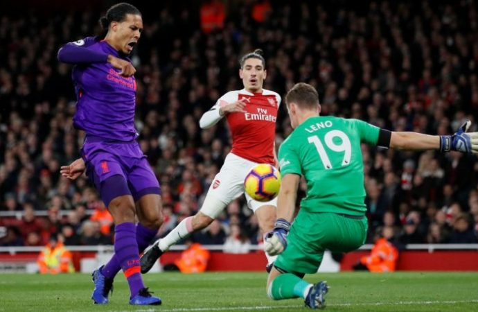 Super League: Ματσάρα χωρίς νικητή στο Emirates