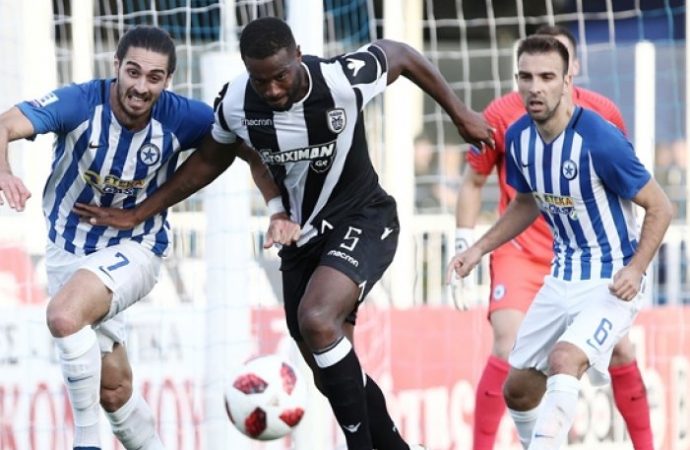 Όλιβερ Στόουν: Δύσκολη επιλογή στις ΗΠΑ