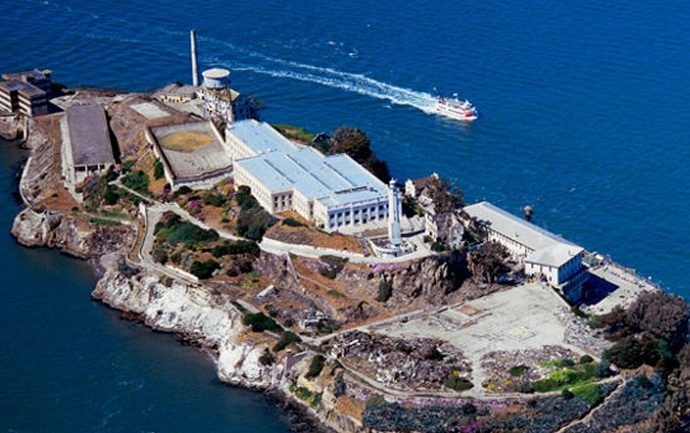 Σαν σήμερα: Το 1934 εγκαινιάστηκαν οι φυλακές του Αλκατράζ
