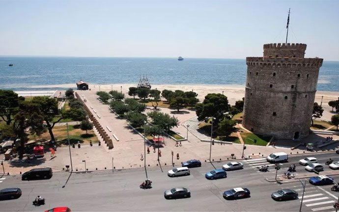 Στα χρώματα των ΗΠΑ θα «στολιστούν» οι δρόμοι της Θεσσαλονίκης για την 83η ΔΕΘ