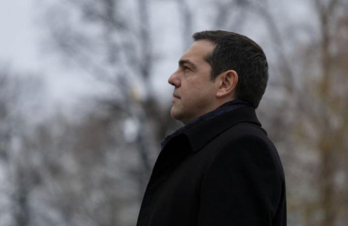 Τι σκέπτεται ο Τσίπρας – Έως το τέλος Ιανουαρίου «κληρώνει» για Πρέσπες και εκλογές