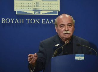 Τους δύο Έλληνες στρατιωτικούς στην Αδριανούπολη επισκέπτεται ο Νίκος Βούτσης