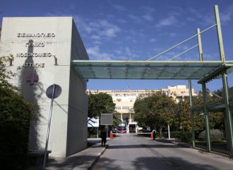 Φωτογραφία – ντοκουμέντο για την άφιξη του πρώτου νεκρού από τη φωτιά στο Σισμανόγλειο διαθέτει η ΠΟΕΔΗΝ
