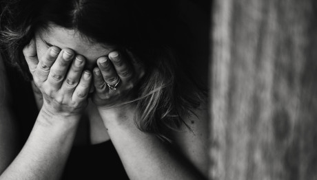 Λάρισα: 22χρονη τραυμάτισε τον επίδοξο βιαστή της με τα κλειδιά