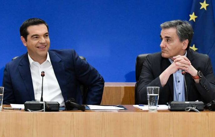 Πενταήμερο των παροχών – Επιδόματα και φοροελαφρύνσεις 1,5 δισ. ευρώ μέσα σε 120 ώρες