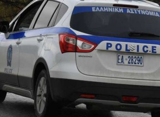 Τρίκαλα: Μαχαίρωσε τη γυναίκα του μέσα στο αυτοκίνητο