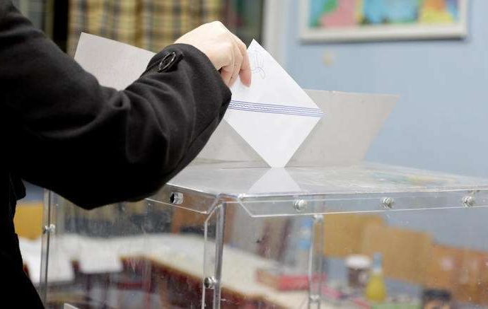Δημοσκόπηση ΣΚΑΪ: Προβάδισμα της ΝΔ με 9 μονάδες στις εθνικές εκλογές