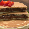 Γεμιστά pancakes με πραλίνα φουντουκιού – Ό,τι πιο νόστιμο θα φτιάξετε σήμερα (εικόνες βήμα-βήμα)