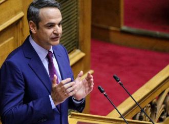 Ο Μητσοτάκης «κρεμάει» τον Κεφαλογιάννη για τη fake φωτογραφία με τον πατέρα του Τσίπρα