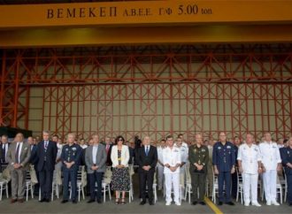 Nέα εξοπλιστικά προγράμματα ανακοίνωσε ο Αποστολάκης