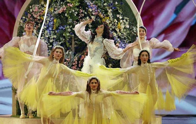 Eurovision 2019: Μαγευτική η εμφάνιση της Κατερίνας Ντούσκα