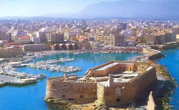 Αναγκαστική προσγείωση αεροσκάφους στο Ηράκλειο