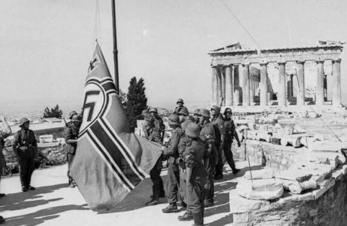 30 Μαΐου 1941: Πώς Γλέζος και Σάντας κατέβασαν από την Ακρόπολη τη γερμανική σημαία (pics+vid)