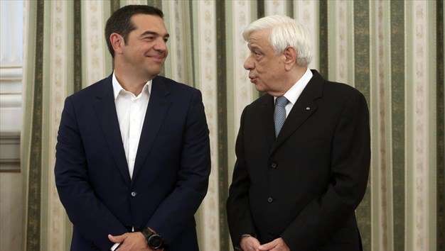 Τη Δευτέρα στις 18.30 το «ραντεβού» Τσίπρα – Παυλόπουλου