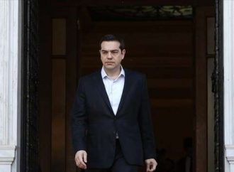 Στον ΠτΔ ο Αλ. Τσίπρας – Σε θέσεις μάχης τα κόμματα