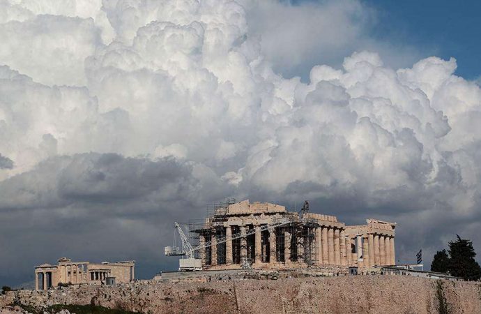 Αλλάζει το σκηνικό του καιρού – Eρχονται τοπικές βροχές και καταιγίδες