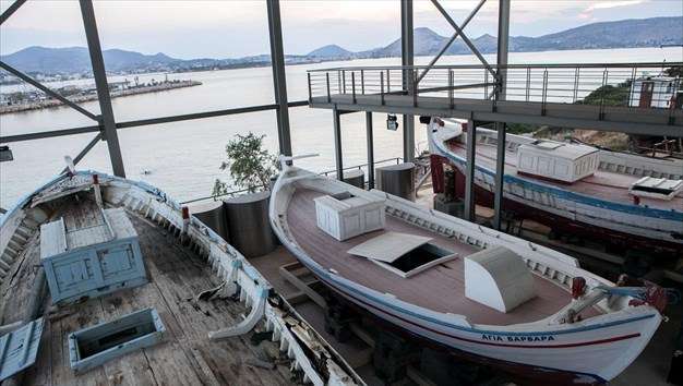 Πέραμα: Υπό διερεύνηση τα αίτια έκρηξης σε αλιευτικό σκάφος