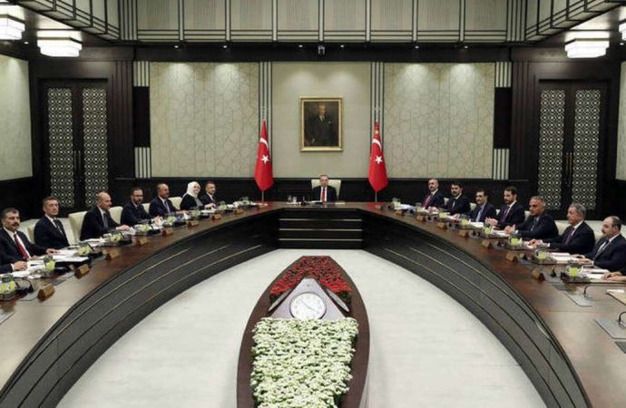 Ραγδαίες εξελίξεις στην Τουρκία – Σε πανικό ο Ερντογάν