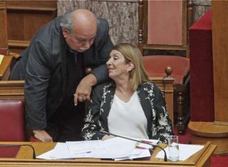 Πολιτική αυτοκτονία με τα ρουσφέτια: Άνω κάτω ο ΣΥΡΙΖΑ μετά τη δημόσια κατακραυγή