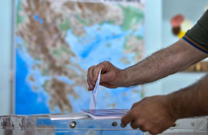 Δημοσκόπηση – Εκλογές 2019: Δείτε τη διαφορά ΣΥΡΙΖΑ – ΝΔ ένα μήνα πριν τις κάλπες