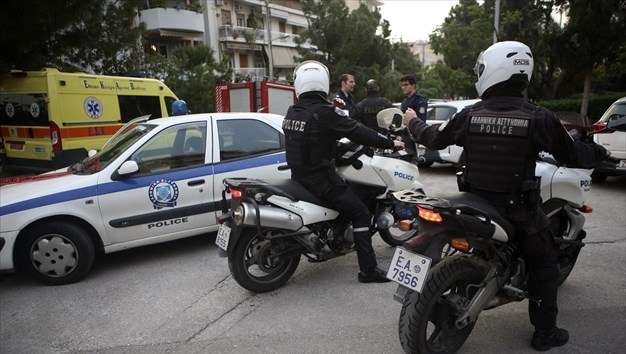 Ν. Σμύρνη: Ακινητοποιήθηκε ο 35χρονος που απειλούσε να αυτοκτονήσει