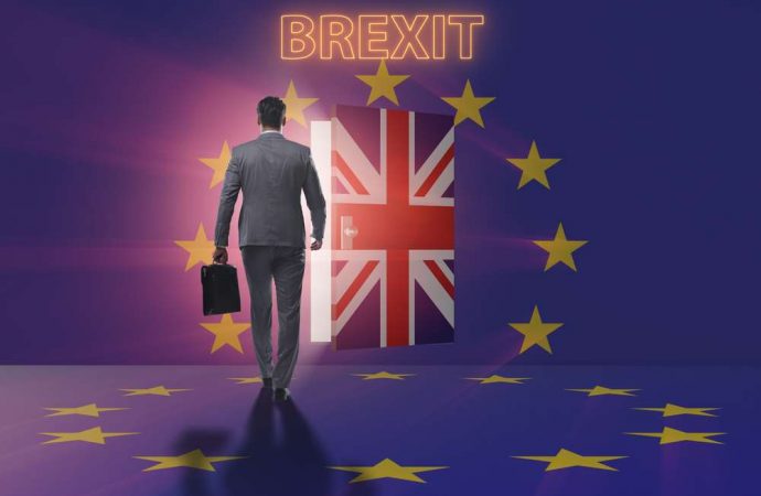 Από μια κλωστή κρέμεται η συμφωνία του Brexit