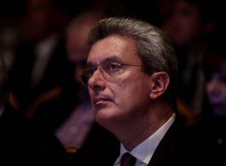 Εκτός ντιμπέιτ ο Νίκος Χατζηνικολάου