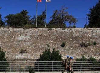 Φόβοι για αντίποινα από την Τουρκία και για διχοτόμηση στην Κύπρο