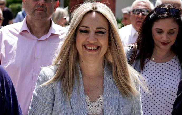 Σε ποιον κλείνει το… μάτι το ΚΙΝΑΛ την επομένη των εκλογών;