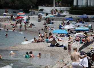 Καιρός: «Καμίνι» η χώρα – Ο καύσωνας της Ευρώπης έρχεται στην Ελλάδα με 41 βαθμούς Κελσίου