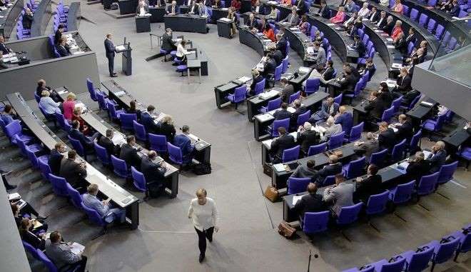 “Παράθυρο” της Bundestag για τις γερμανικές αποζημιώσεις στην Ελλάδα