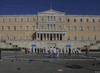 H Eλλάδα δανείζεται πλέον φθηνότερα από τις ΗΠΑ