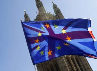 Η κυβέρνηση προετοιμάζεται για σκληρό Brexit – Ποιες θα είναι οι συνέπειες για την Ελλάδα