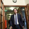 «Έφοδος» Μηταράκη στον ΕΦΚΑ: «Τηλεφωνούσα και δεν απαντούσαν»