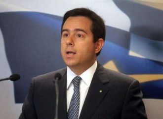 Μηταράκης: Σύντομα το νέο μοντέλο για τις επικουρικές