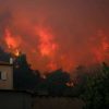 Σε πύρινο κλοιό η Εύβοια: Εκκενώθηκαν τέσσερα χωριά – Προς τα Ψαχνά οι φλόγες
