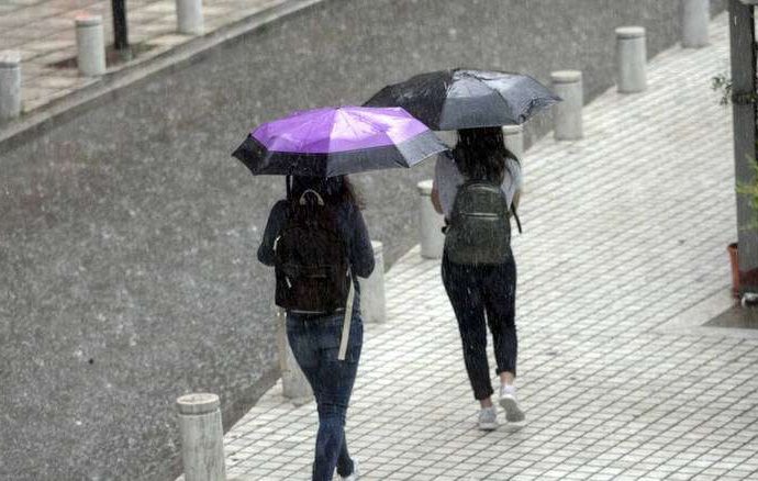 Καιρός: Έρχονται καταιγίδες και χαλαζοπτώσεις – Πού θα «χτυπήσουν» τα έντονα καιρικά φαινόμενα