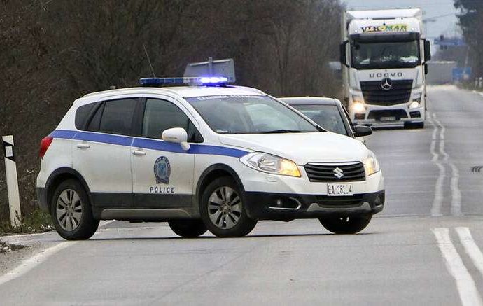 Χαλκιδική: Ανθρωποκυνηγητό για τον οδηγό που παρέσυρε και σκότωσε Βρετανό τουρίστα