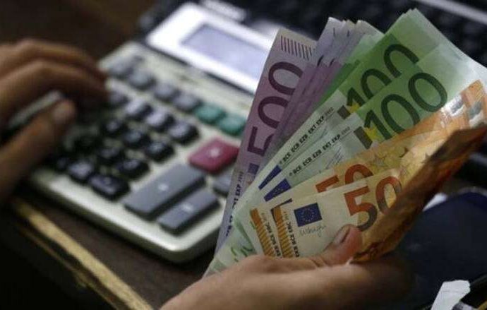 Αποδεσμεύονται οι λογαριασμοί ενήμερων οφειλετών της εφορίας