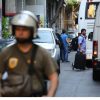 Μάσκες, κουκούλες και κοντάρια βρέθηκαν σε υπό κατάληψη κτήριο στα Εξάρχεια