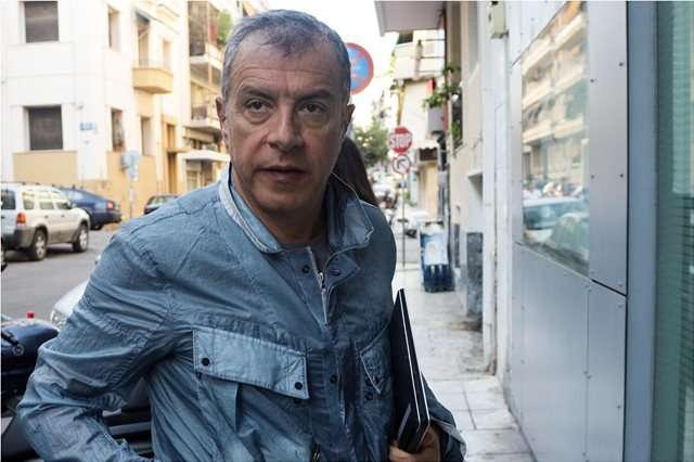 Ποτάμι: Μισό εκατομμύριο ευρώ δίνει ο Θεοδωράκης για την αντιμετώπιση του Brain drain