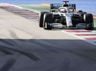 F1: Η Mercedes ισοφάρισε το ρεκόρ της Ferrari