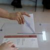 Δημοσκόπηση: «Ναι» στην οικονομία, «όχι» στο μεταναστευτικό για την κυβέρνηση
