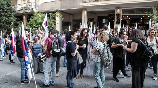 Σύγκρουση κυβέρνησης – αντιπολίτευσης γιατί «απεργούν λίγοι και ταλαιπωρούνται πολλοί»