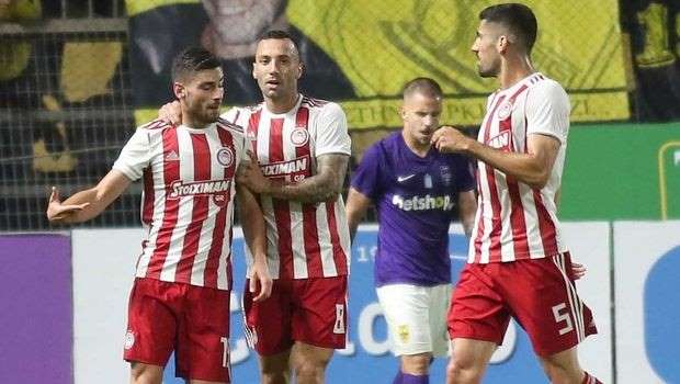 Άρης – Ολυμπιακός 1-2: Πρώτος και επαγγελματίας