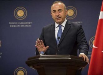 Τσαβούσογλου κατά αραβικών κρατών: Με ποιο δικαίωμα εναντιώνεστε στην επιχείρηση;