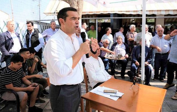 «Πουλημένε, σήκω και φύγε»: Λεκτική επίθεση στον Αλέξη Τσίπρα στα Χανιά