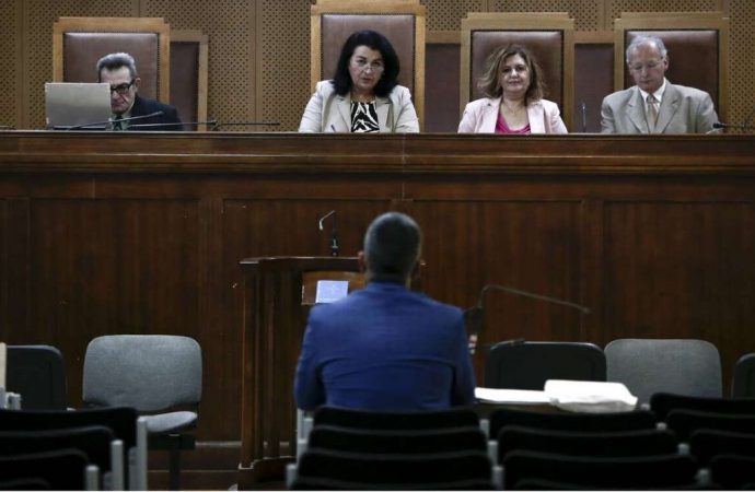 Δίκη Χ.Α. – Μπούκουρας: «Στη Χρυσή Αυγή έζησα τη δεύτερη εφηβεία μου»