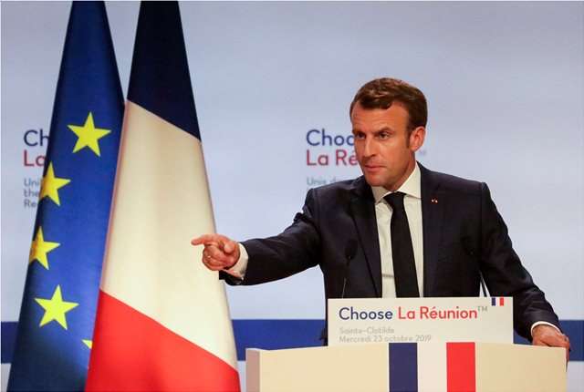 Ρήγμα στην Ευρώπη για το Brexit: Ο «αντάρτης» Μακρόν ζητά την αποχώρηση της Βρετανίας από την ΕΕ